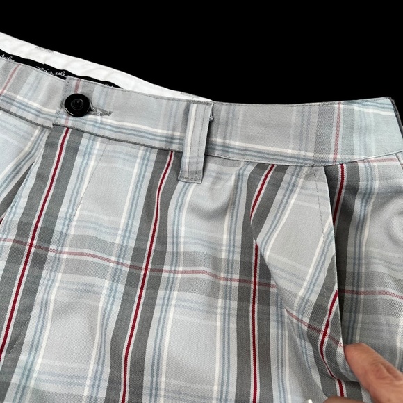 TRAVIS MATHEW Plaid Golf Shorts Grey Red Blue White Men's Size 36 x 10 - Picture 6 of 16